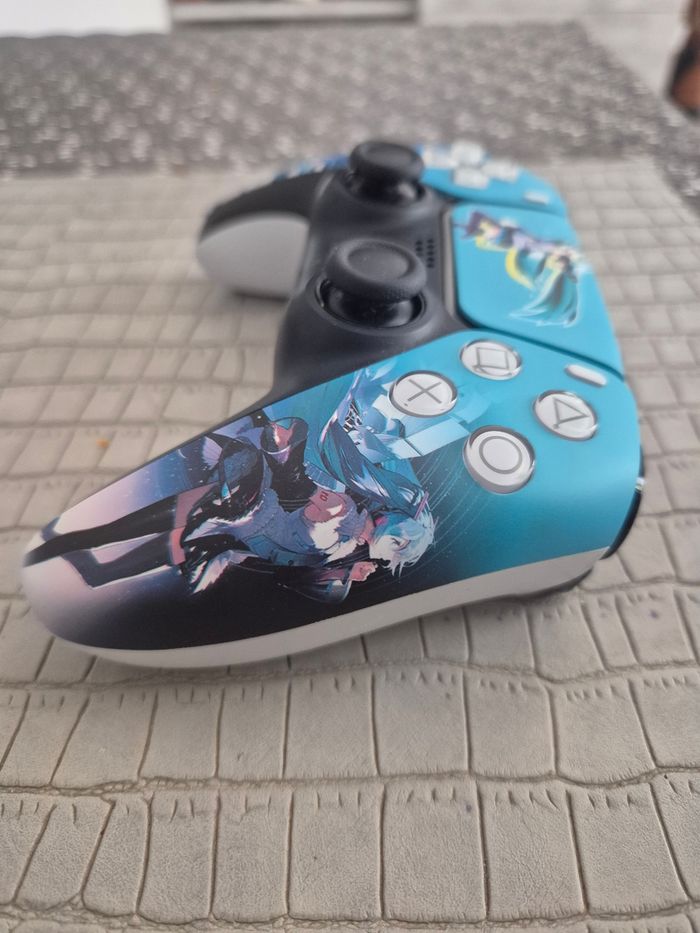 Manette ps5 v2 original custom - photo numéro 3