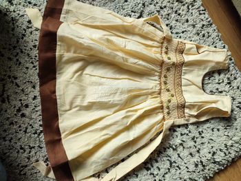 Robe jaune en coton 24mois