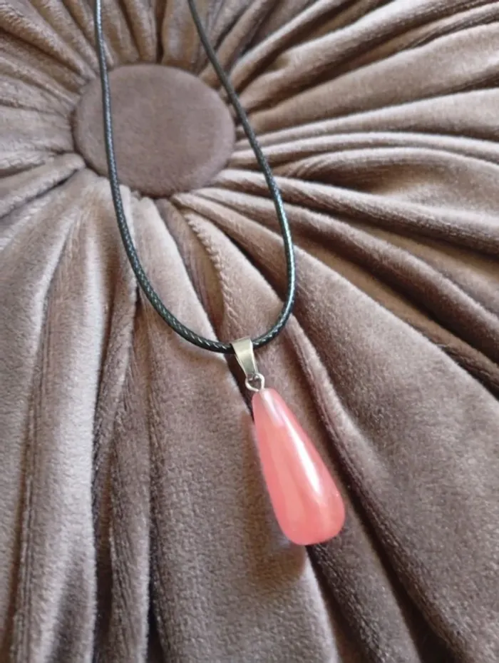 Quartz rose collier en pierres naturelles forme de goutte d'eau Lithothérapie femme