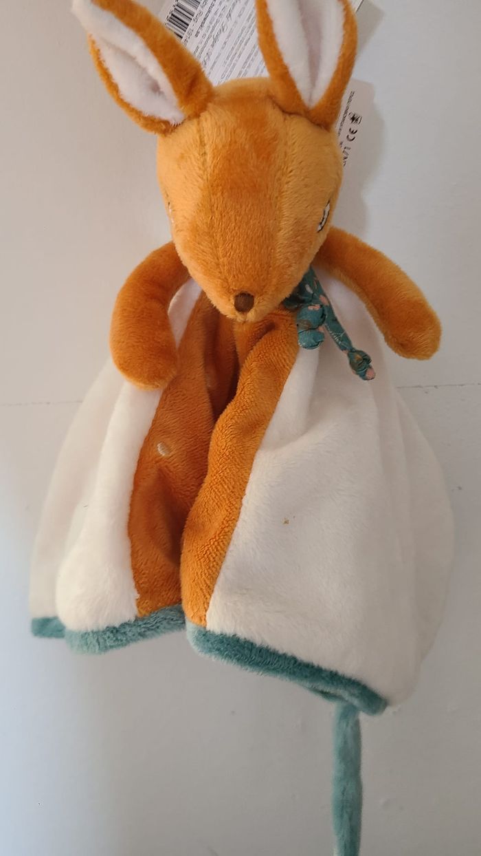 Peluches Bukowski - Doudou et porte tétine bambi "Helga baby rug" - photo numéro 2