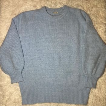 Pull bleu