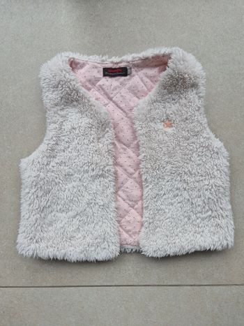 Catimini gilet tout doux sans manche 6 ans