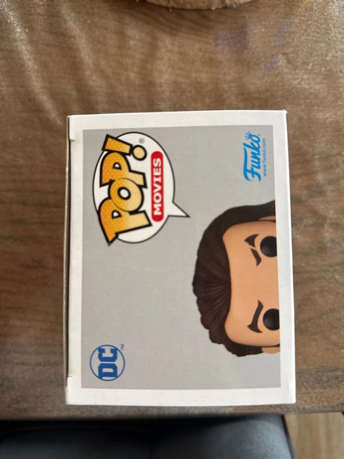 Funko pop Aquaman - photo numéro 3
