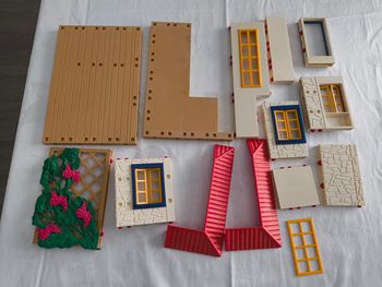 Lot maison de campagne incomplète playmobil 