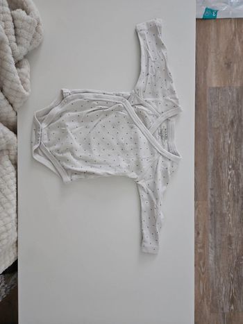 Body manches longues taille 3 mois