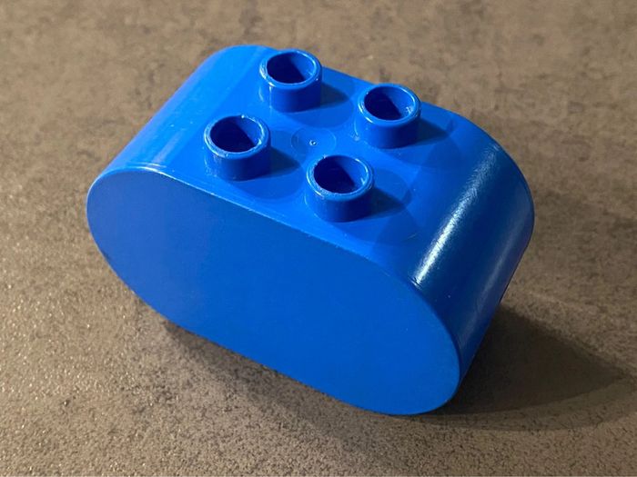 Lego Duplo bleu aux extrémités arrondis 6448