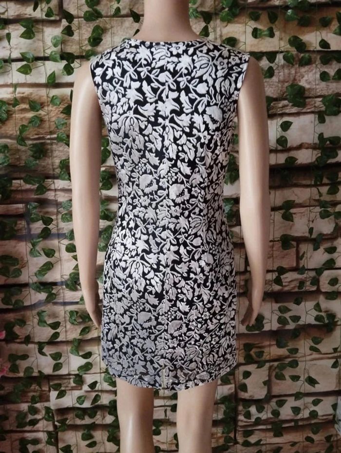 🌸Robe velours côtelé Argenté Taille 38🌸 - photo numéro 3