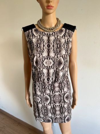 Robe imprimée sans manches Morgan taille M jamais portée