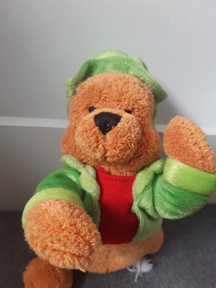Peluche / doudou winnie L'ourson Saint Patrick - photo numéro 9