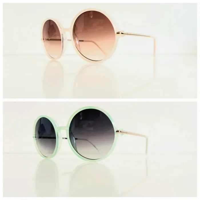 Lot de deux lunettes de soleil femme rondes beige et verte uvprotection catégorie 3