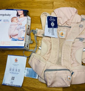 Porte bébé physiologique Ergobaby Omni Breeze Neuf