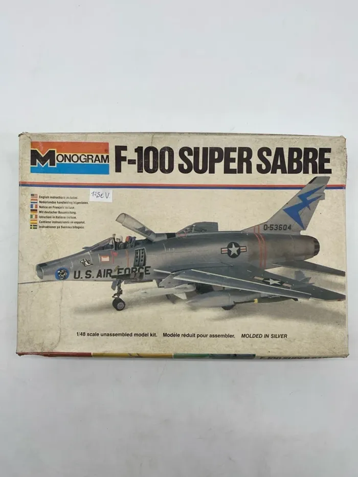 Maquette Monogram F-100 Super sabre
