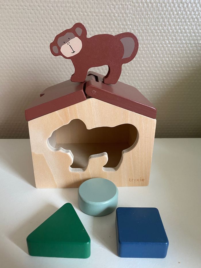 Maison en bois singe trixie