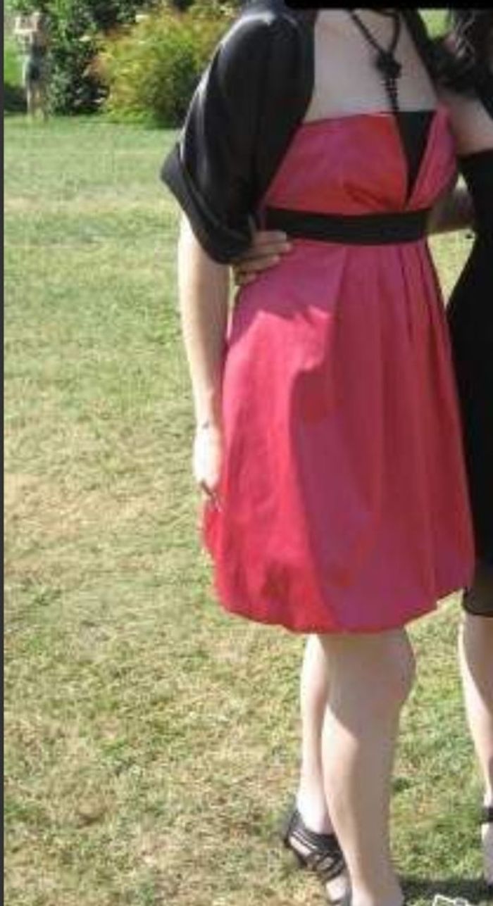 Robe Naf Naf taille 36 portée 1 fois
