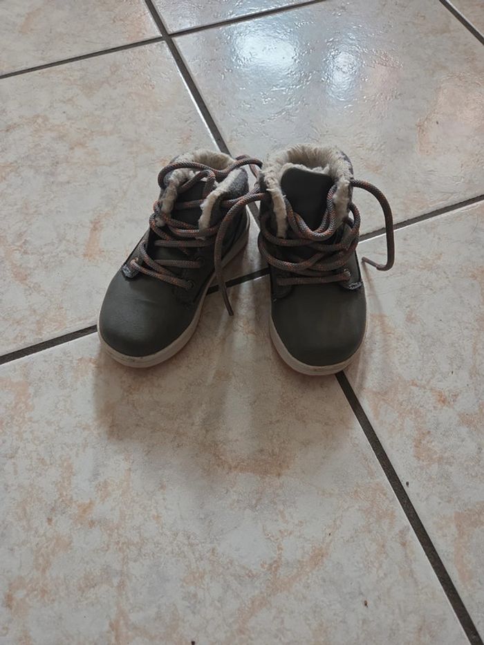 Chaussures fourees 22