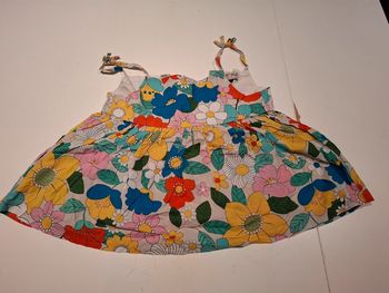 Tunique fleurie fille Next taille 5-6 ans