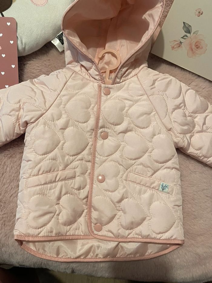 Jolie veste rose primark 6 mois - photo numéro 2