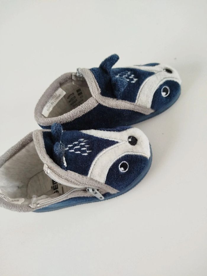 Chaussons taille 20 - photo numéro 3