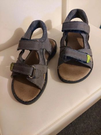 Sandales pointure 26