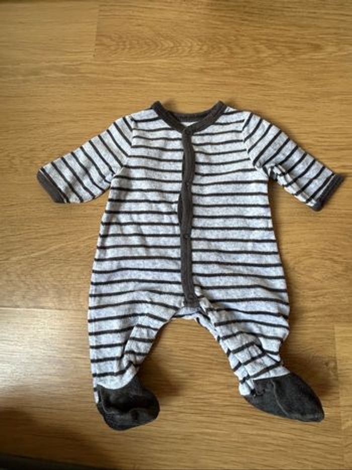 Lot 4 pyjamas velours 1 mois - photo numéro 4