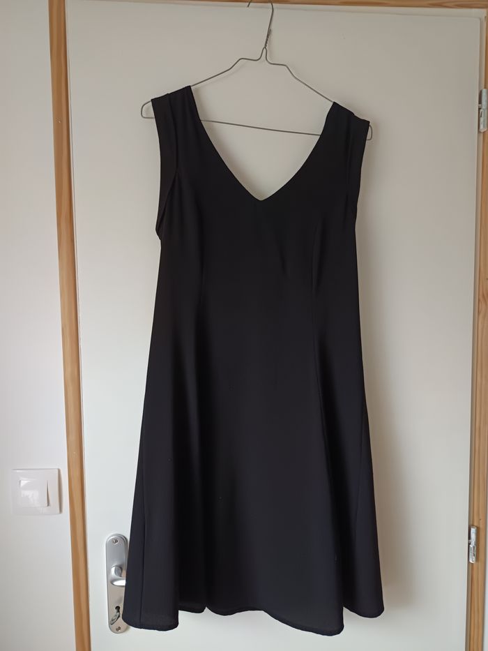 robe noire - photo numéro 2