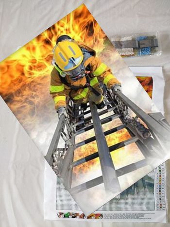 Diamond painting pompier #S306