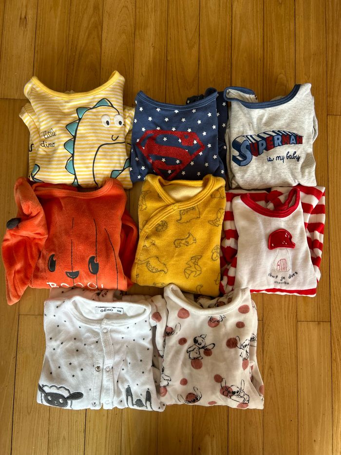Lot de 8 pyjamas