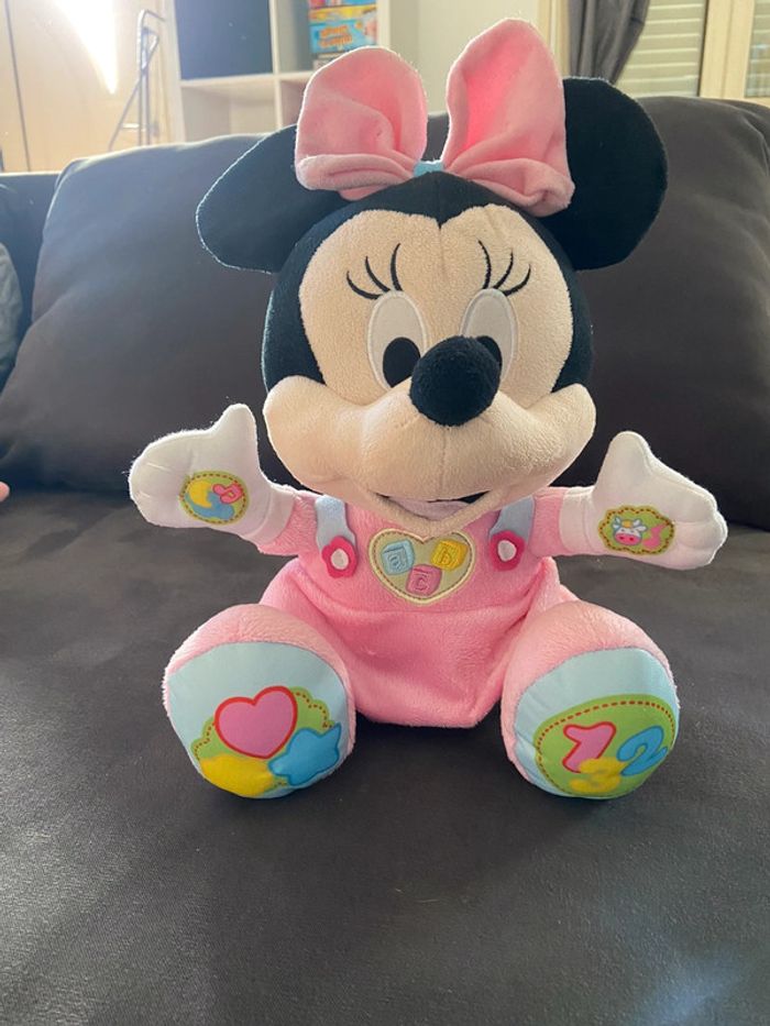 Minnie apprend à parler - photo numéro 2