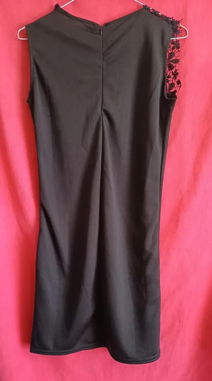 Robe courte sans manches (A257) - photo numéro 4