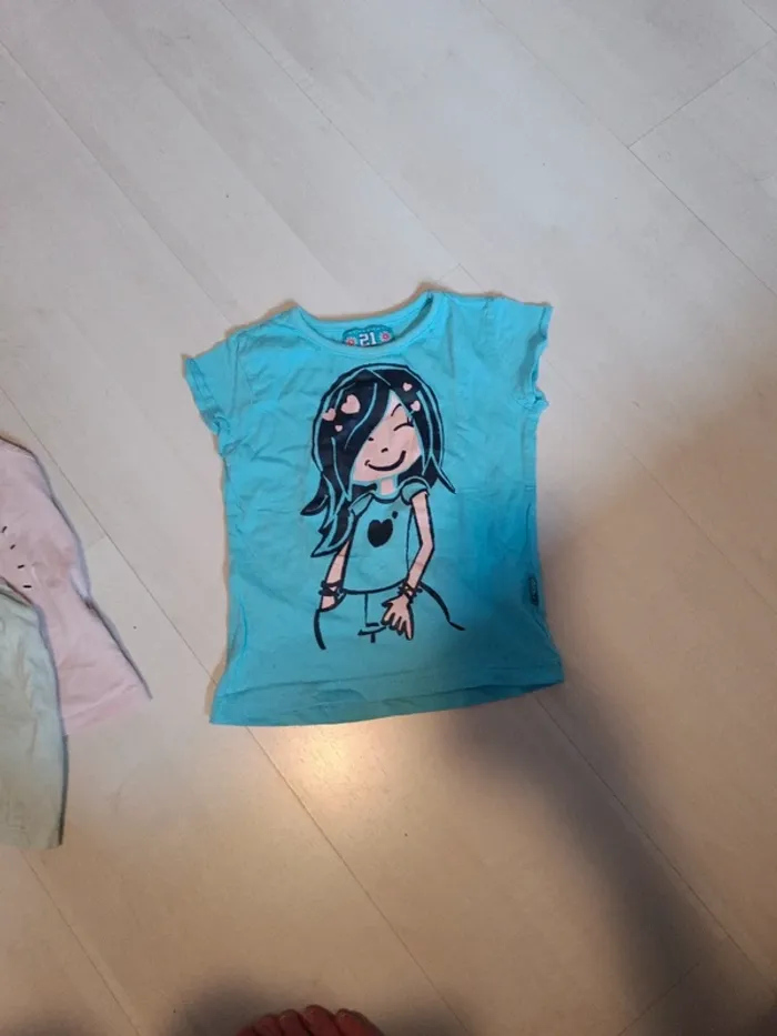 T shirt bleu
