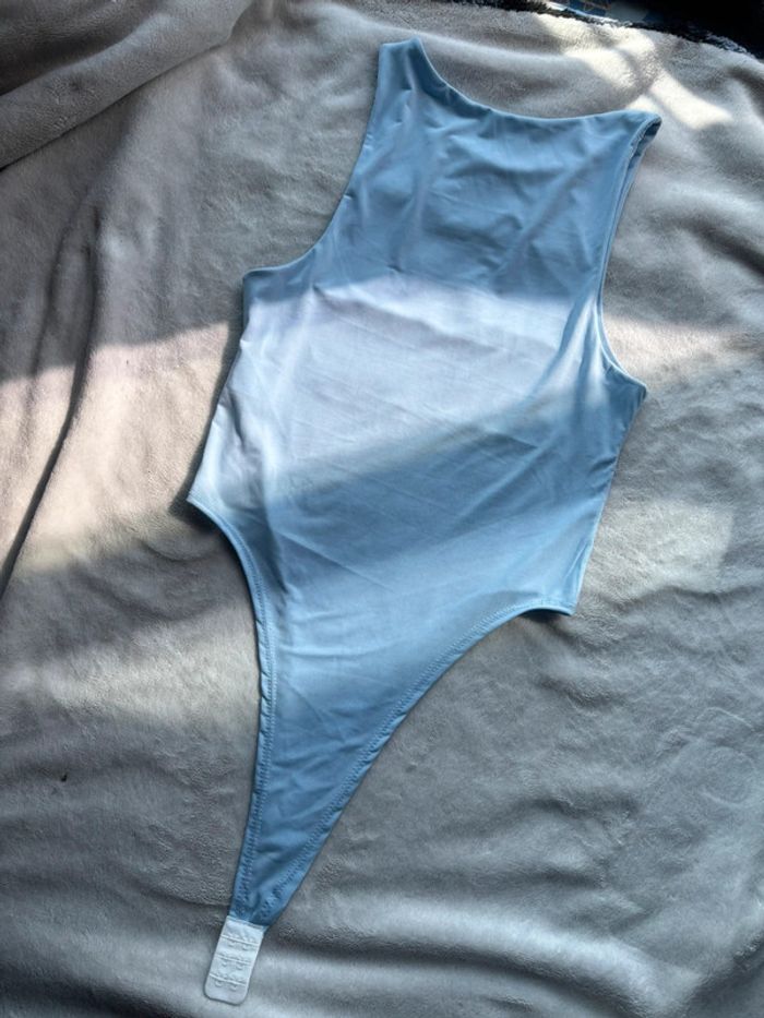 Body bleu