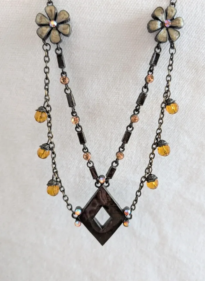Collier