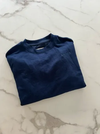 Pull Levi’s taille 6 ans