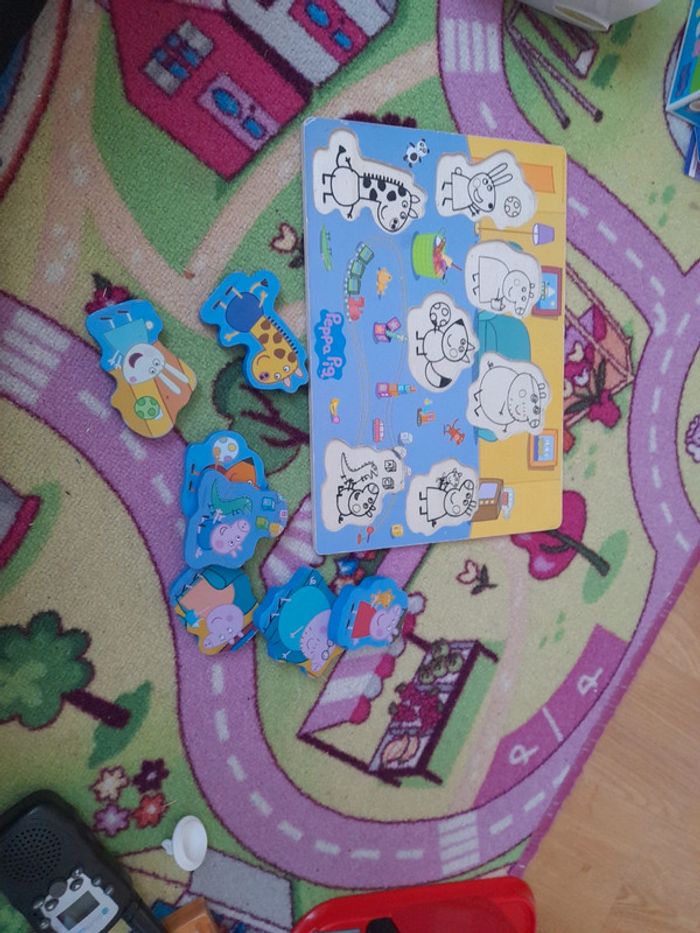 Puzzle en bois peppa pig - photo numéro 3
