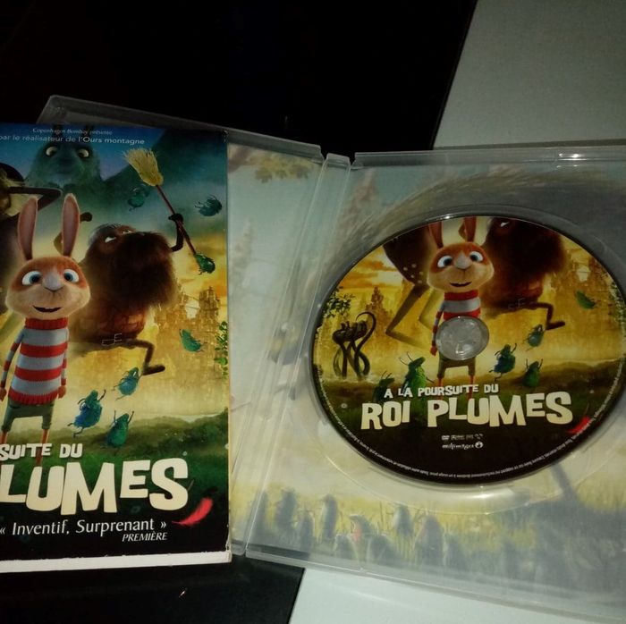 dvd "A la poursuite du roi plumes" - photo numéro 3