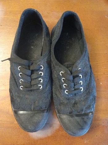 Baskets avec dentelle