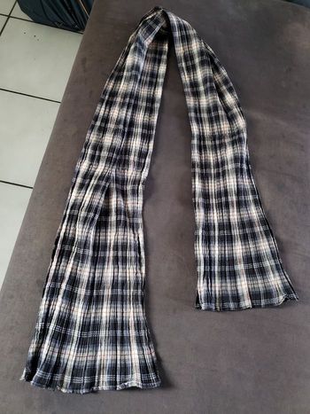 Écharpe à carreaux femme