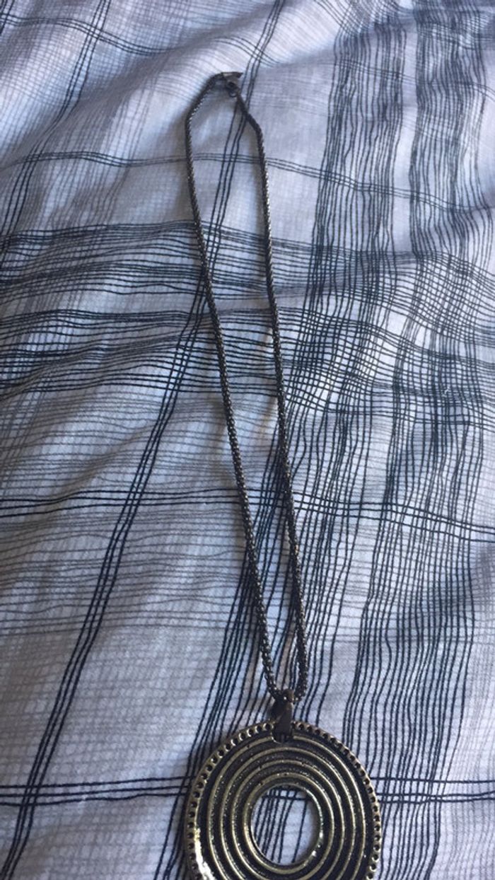 Collier - photo numéro 3