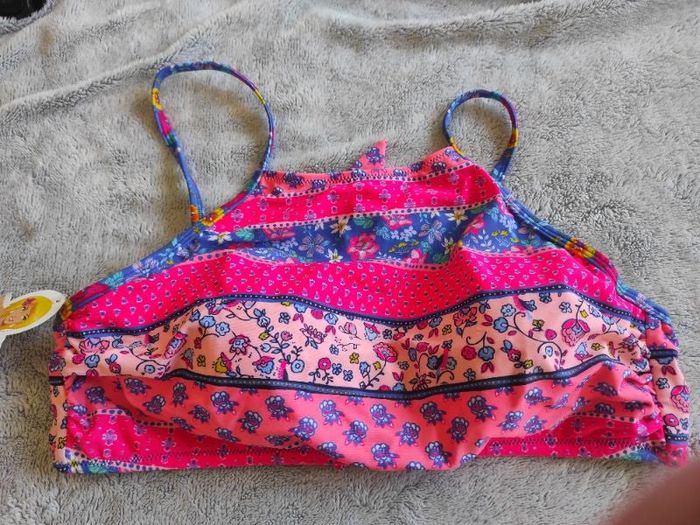 Haut de maillot de bain taille 42