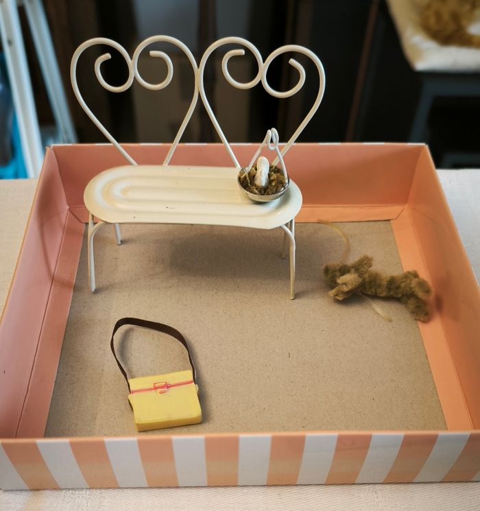 Vitrine " Les Poupées de Peynet " + accessoires - photo numéro 8