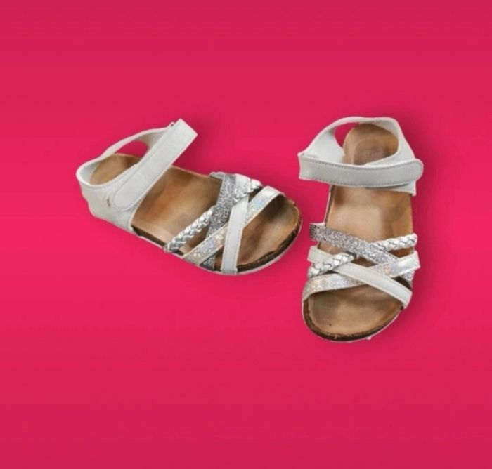 Sandales argentées pailletées pointure 31