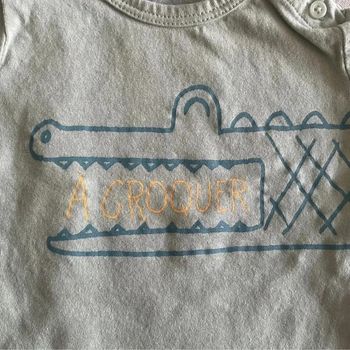 🌟 T-shirt bébé Kiabi à motif crocodile 🌟