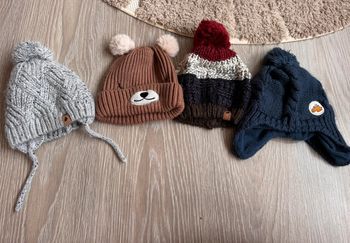 Lot bonnets garçon