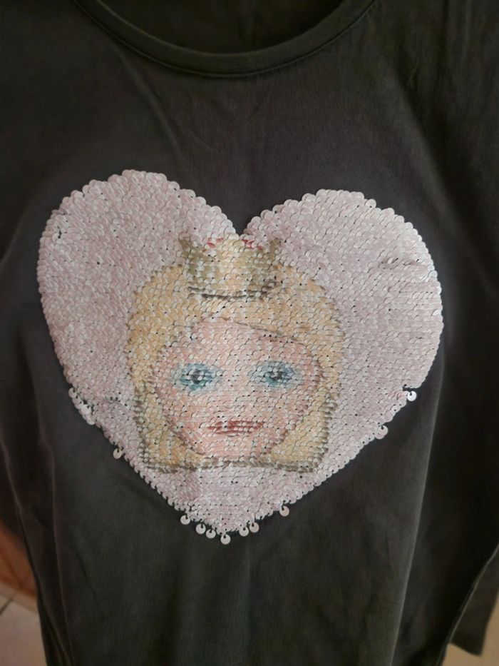Tee-shirt emoji/sequins - photo numéro 3