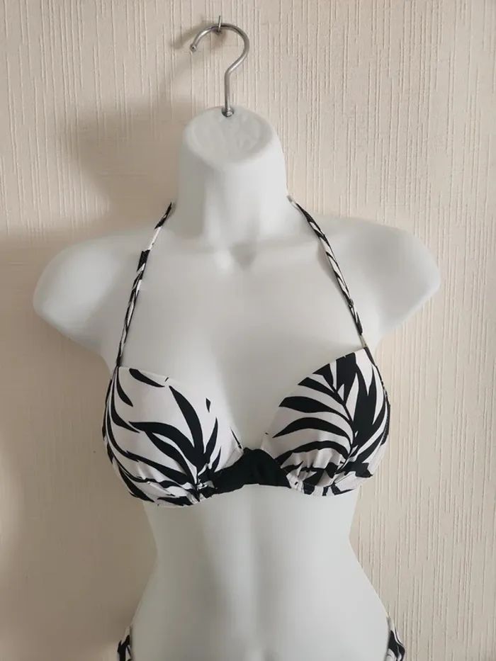 Maillot de bain 2 pièces Etam blanc et feuillage noir 90B / 40 - photo numéro 3