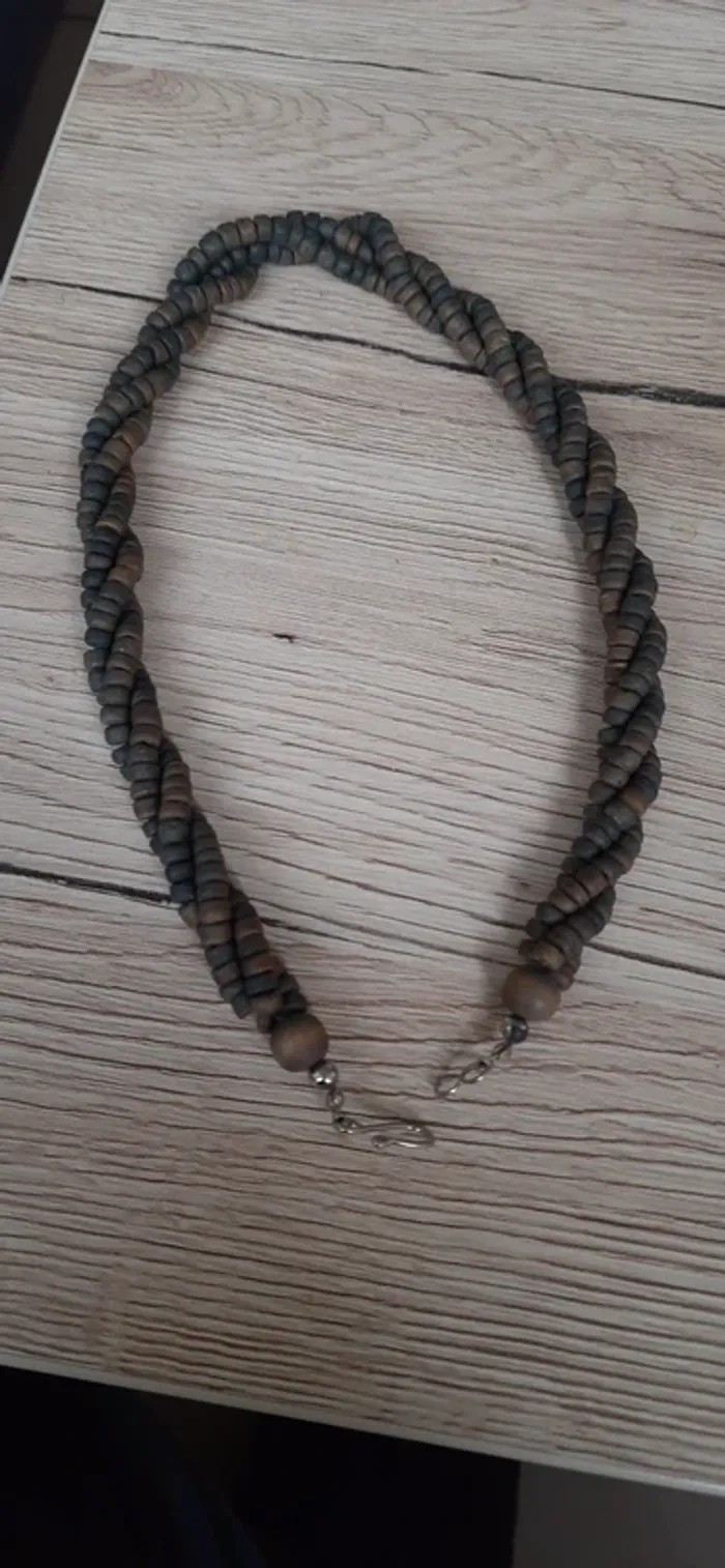 Collier