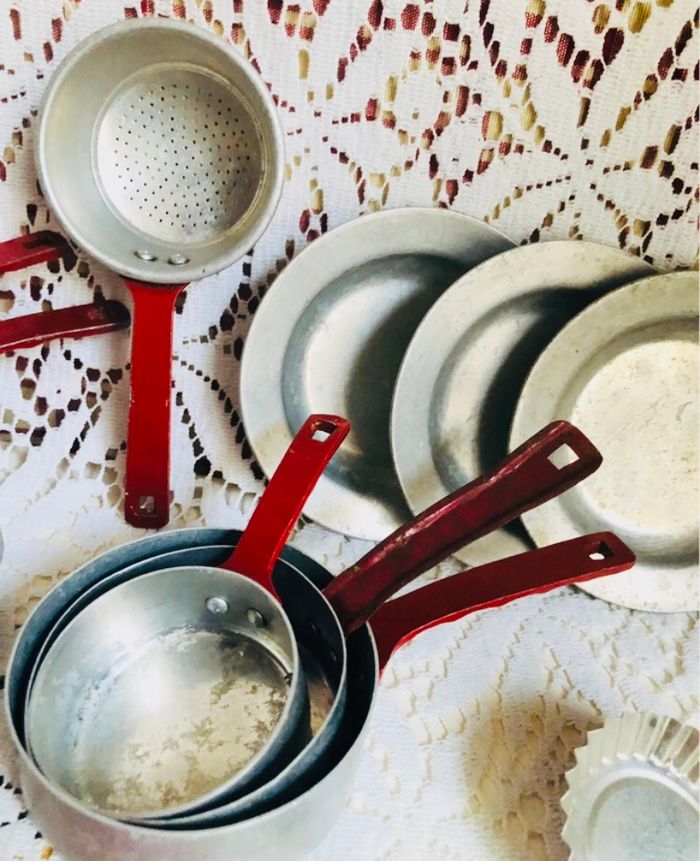 Dinette ancienne  jouet en aluminium - photo numéro 5