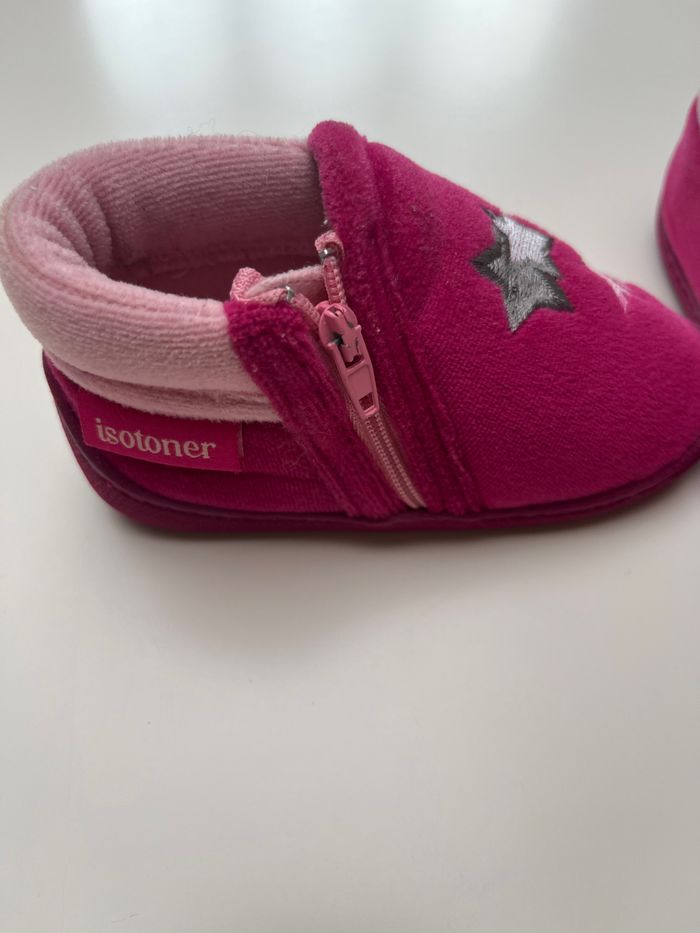Chaussons isotoner taille 20 - photo numéro 2