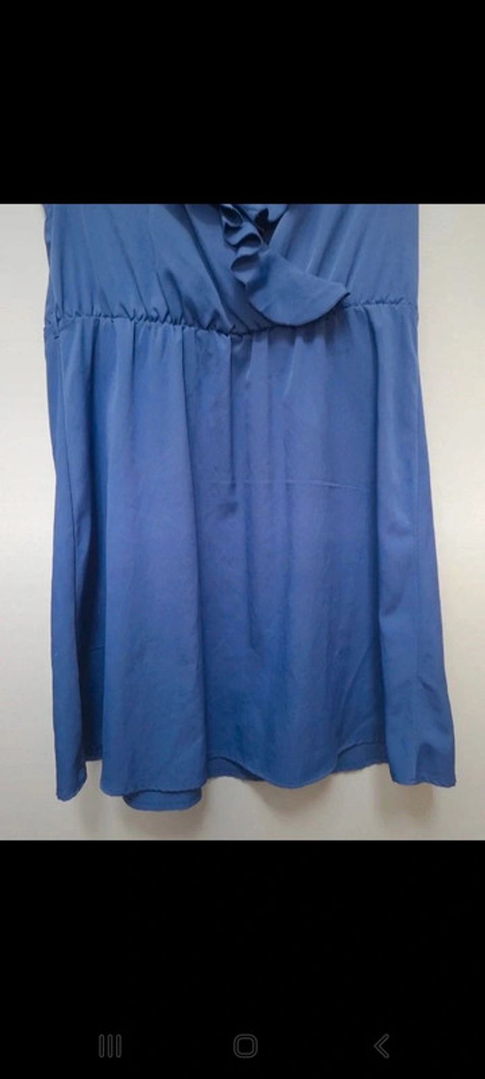 Robe fluide uni courte - photo numéro 4