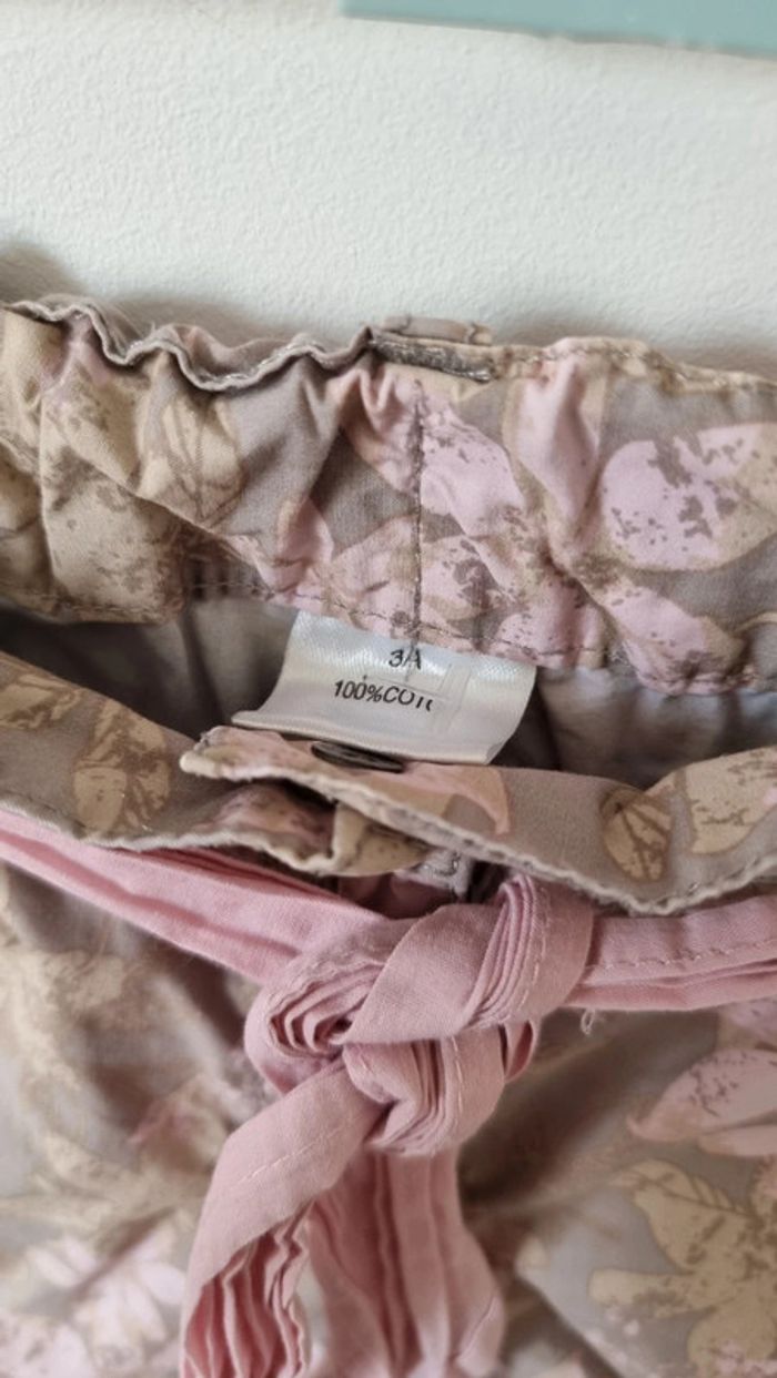 Short fleurs taille 3ans taille reglable - photo numéro 6